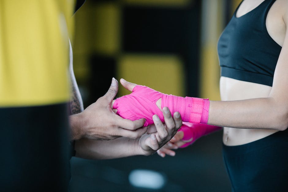 Enhance Your Weight Lifting with a Supportive Wrist Brace